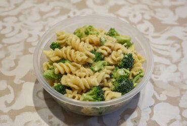 California Chicken Cafe Broccoli Pasta Salad Recipe